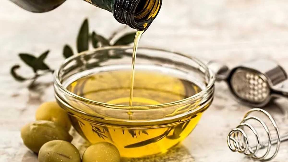 2 hafta boyunca aç karnına zeytinyağı içti: Vücudunda yaşananları tek tek sıraladı