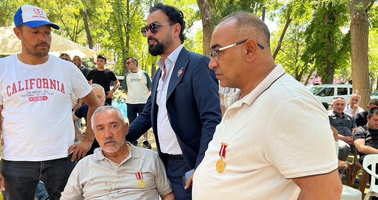 Vatan aynı, kan aynı, hak farklı