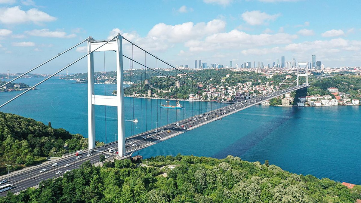 Köprü ve otoyolların talipleri çoğaldı