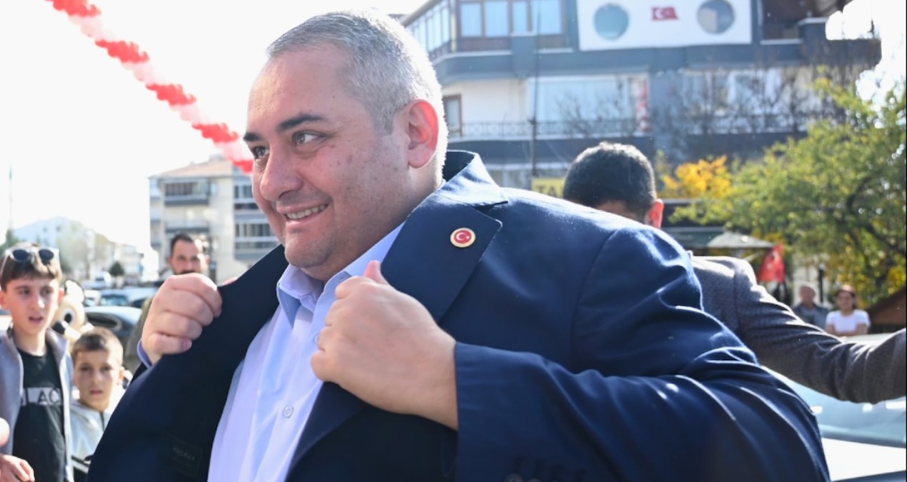 Tosuncuk AKP'ye geçince kasayı boşalttı