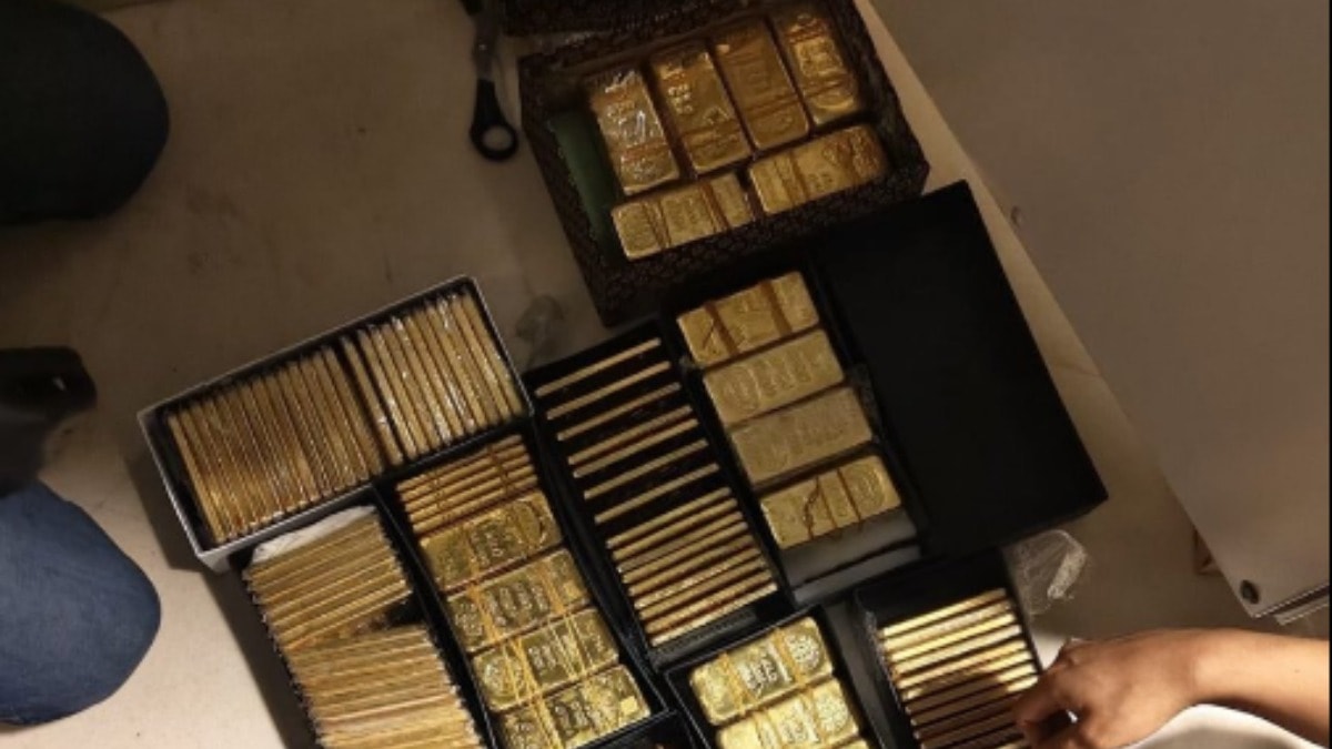Süleymancıların kasasından çıkanları gören polisler donup kaldı