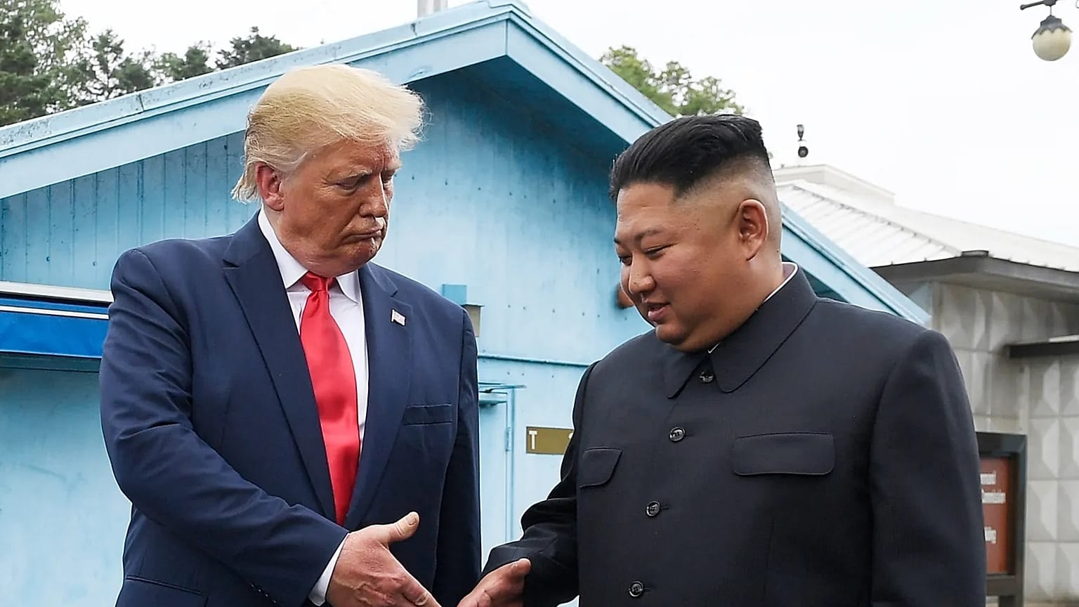 Kuzey Kore'den görüşme talep eden Trump'a soğuk duş