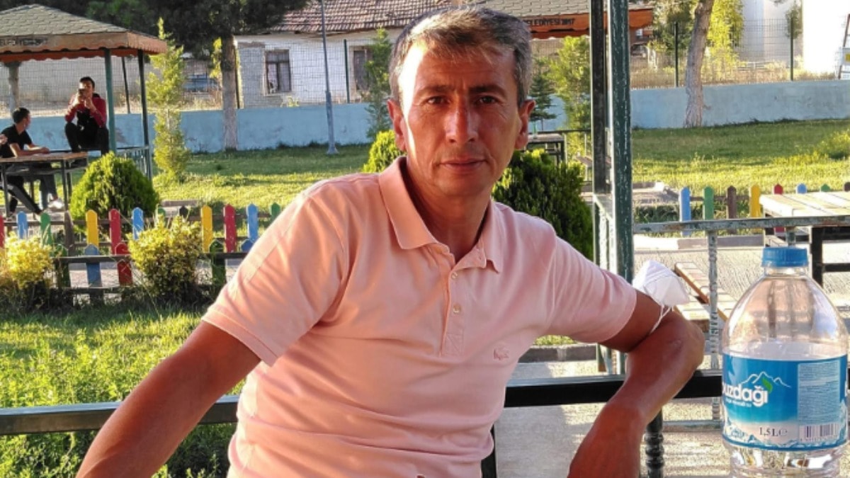 Tartıştığı babasını bıçaklayarak öldürdü