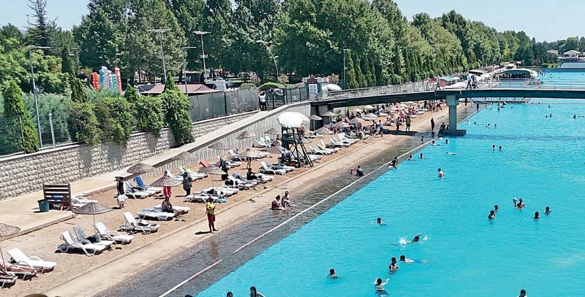 Anadolu ilçesinde Maldivler manzarası: Duyan akın ediyor