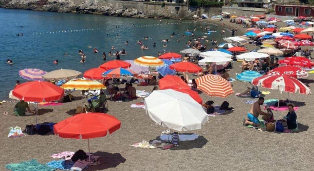 Temas eden ölüyor: Et yiyen bakteri 5 can aldı