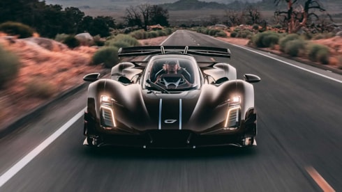 Bu otomobilden sadece 30 adet üretilecekLos Angeles merkezli Czinger, 21C modelinin üstü açık versiyonu 21C Spyder'ı tanıttı. 1.250 beygirlik hibrit gücüyle 330 km/s hıza ulaşabilen araç, BrakeNode fren teknolojisiyle dikkat çekiyor. Araçtan yalnızca 30 adet üretilecek ve fiyatı 2,75 milyon dolar ol