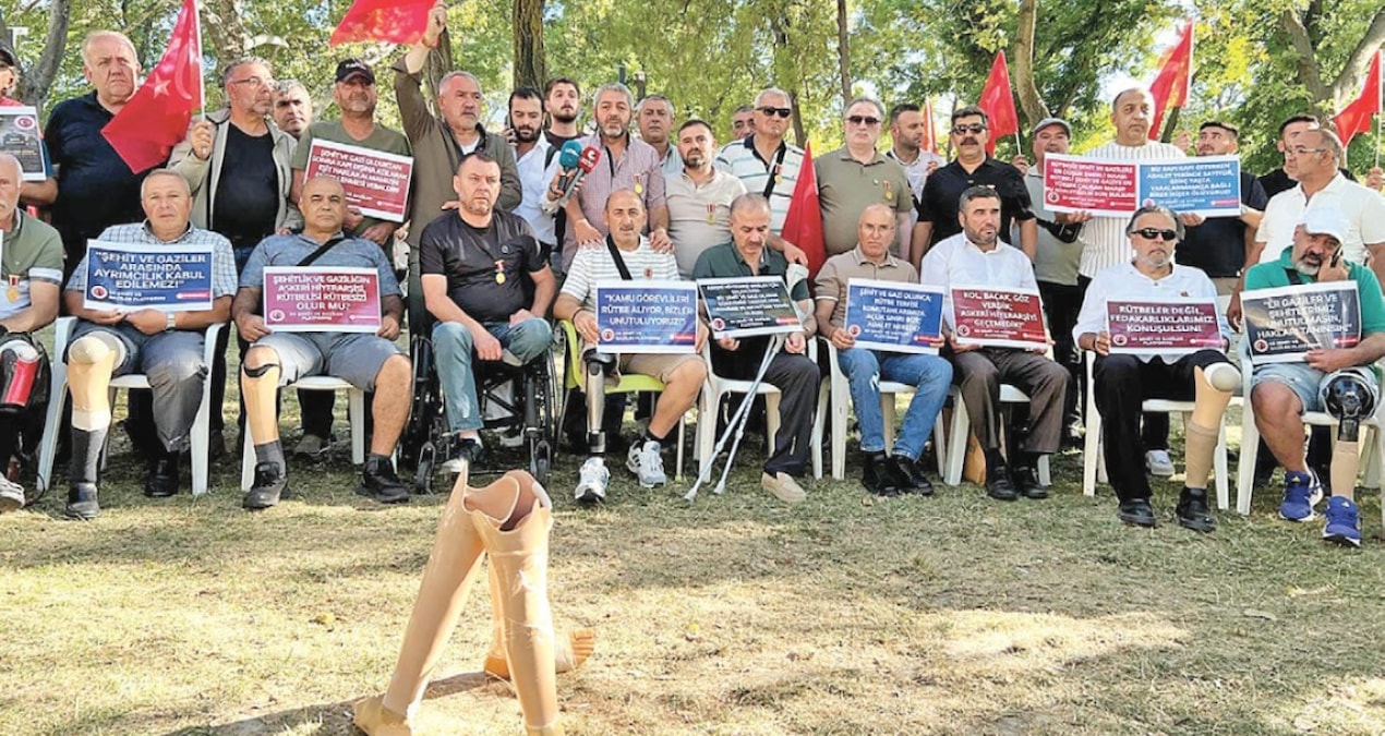 19 gündür eylem yapan er gaziler hak kaybını anlattı
