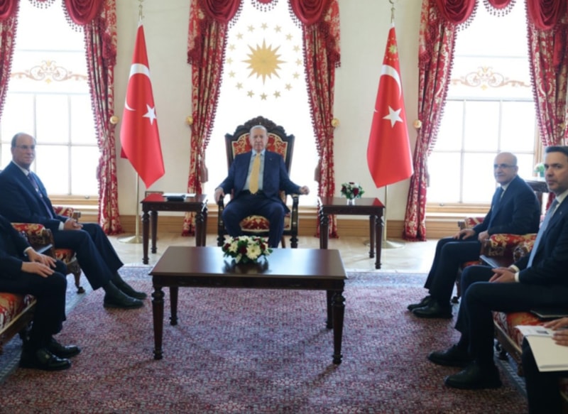 Zamsız maaş, satış şüphesi doğurdu