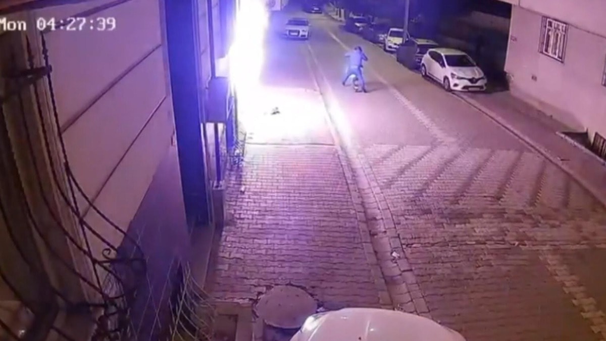 Eski sevgilisi genç kıza kabusu yaşattı! Bu defa babası da içerdeydi...