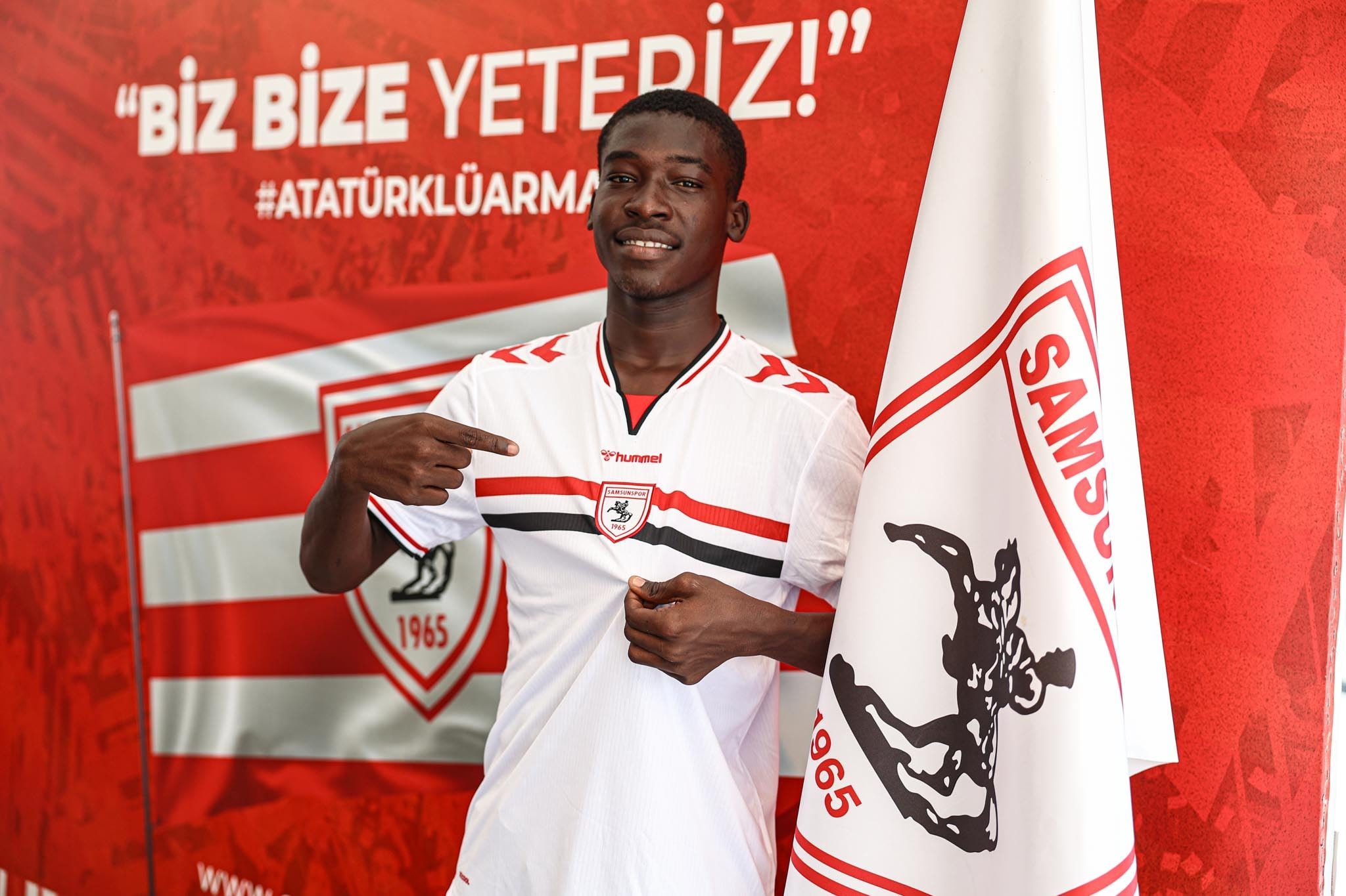 Samsunspor 18'lik yıldızı duyurdu