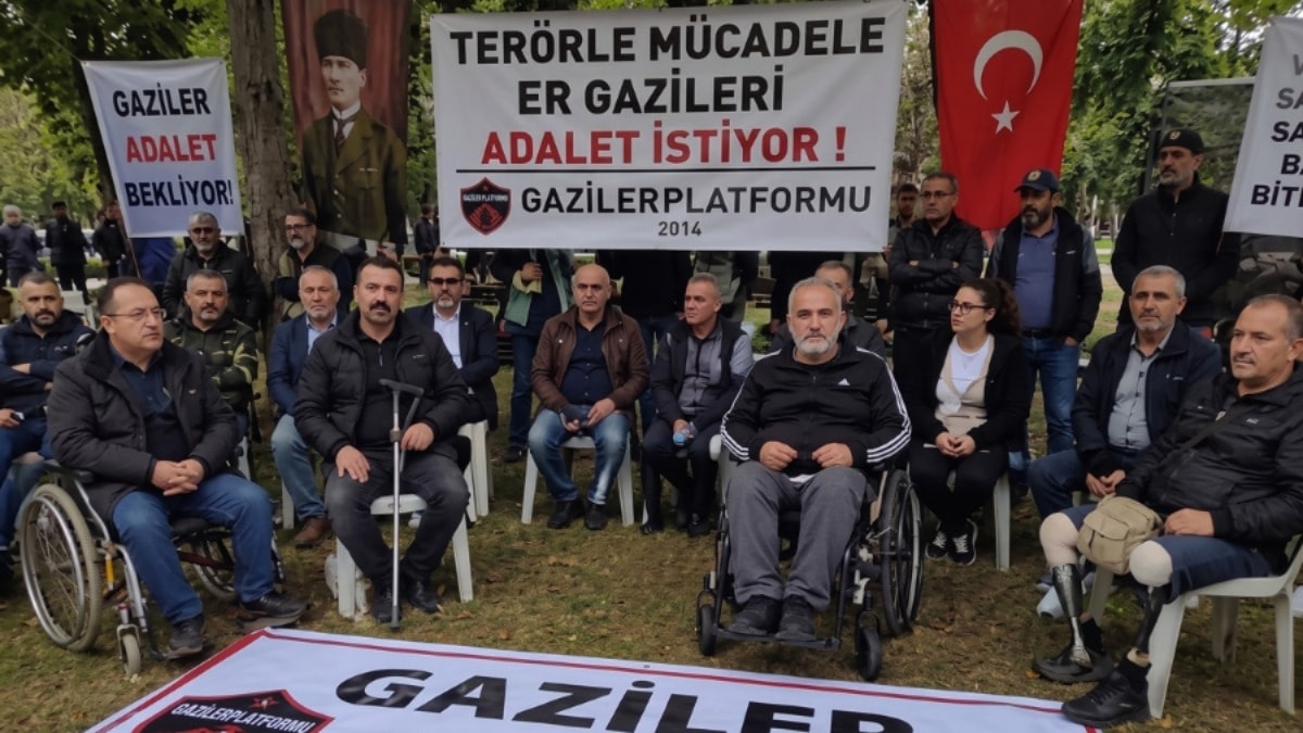 19 gündür eylem yapan er gaziler hak kaybını anlattı