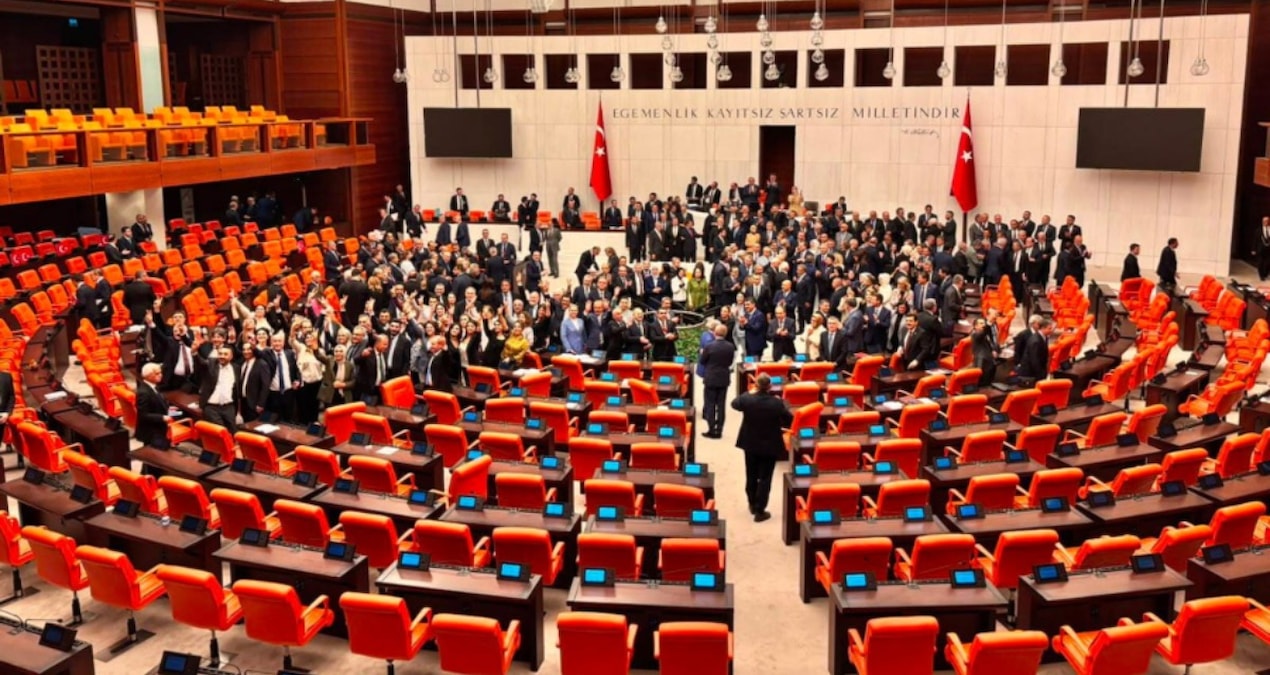 Açılım yolda düzülecek