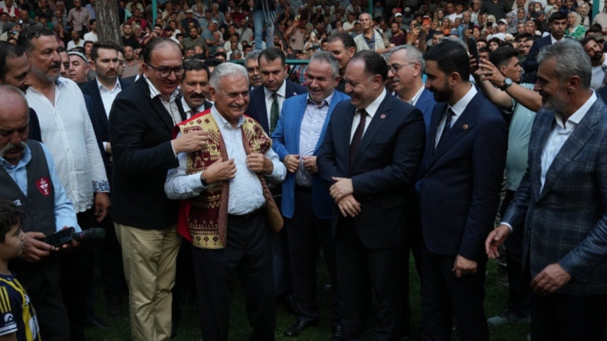 ! Binali Yıldırım güreş ağası oldu