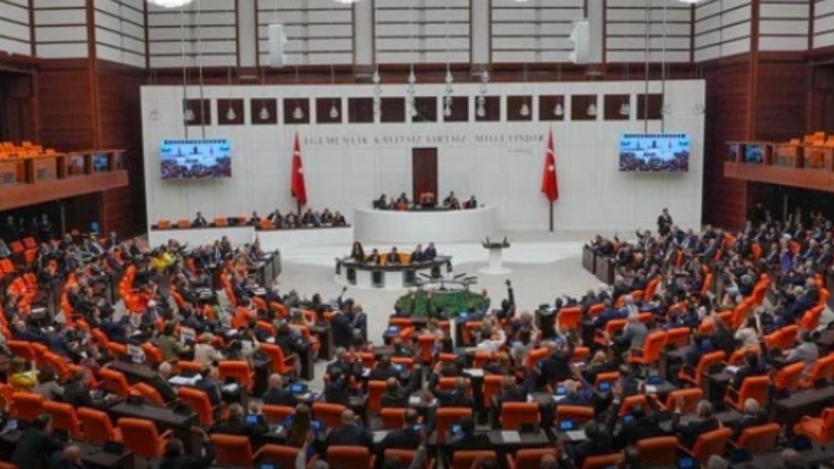 Son Dakika: Meclis 'Çerçeve Yasa'yı onayladı