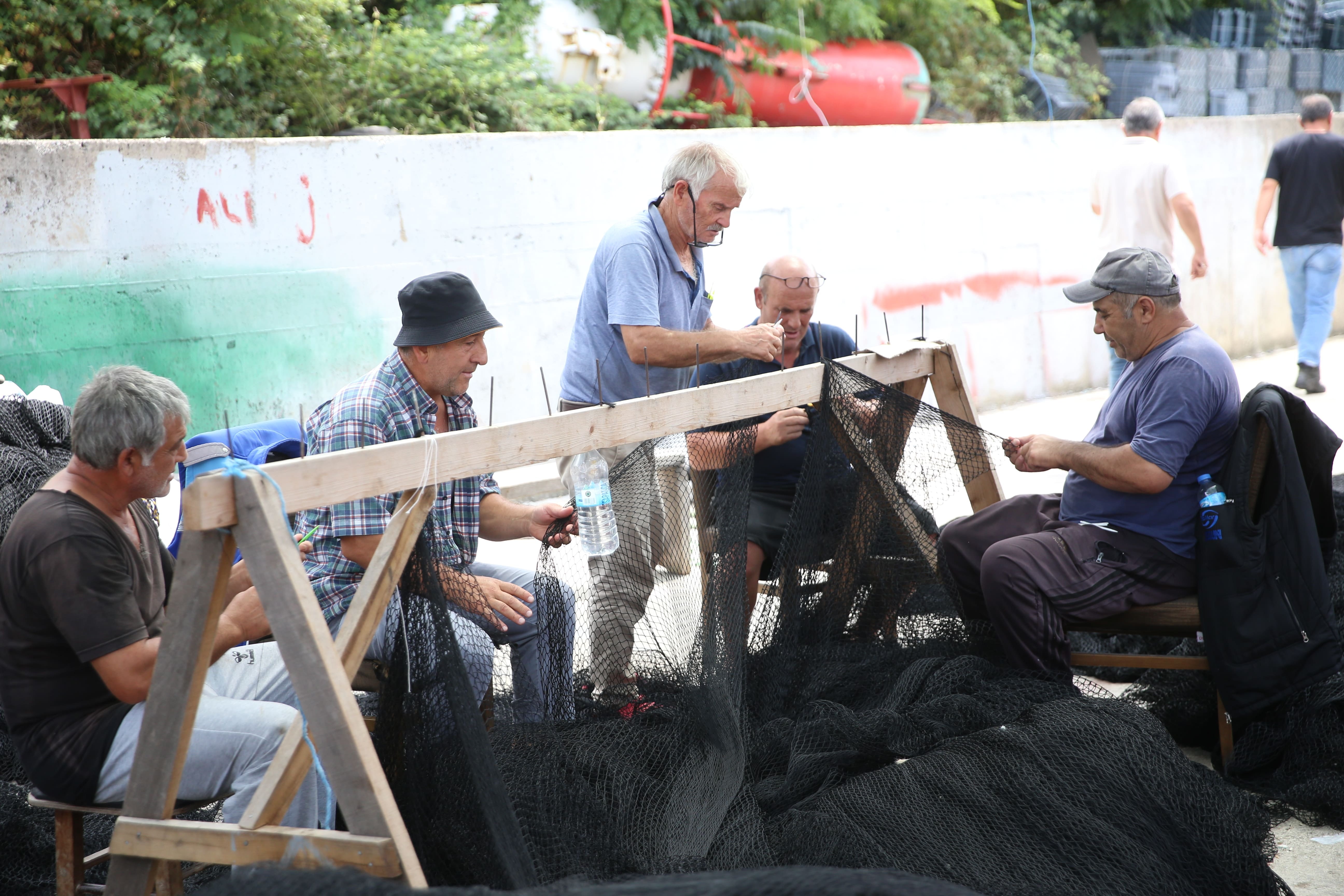 Karadeniz'de av sezonu hazırlıkları: Balıkçılar palamut bolluğu bekliyor