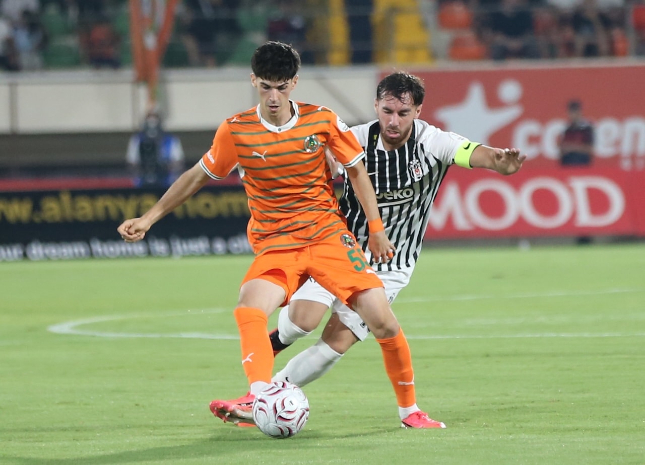 Beşiktaş’a Alanya’da büyük şok!