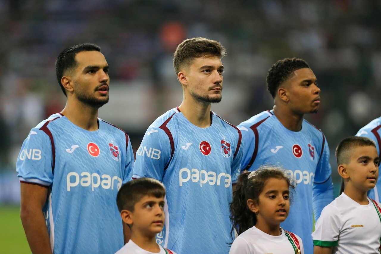 Trabzonspor'un yeni transferi Amed maçında sakatlandı