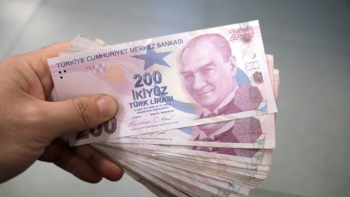 İstanbul ve Ankara’da 350 bin lira maaşla çalışacak eleman aranıyorCumhurbaşkanlığı Siber Güvenlik Başkanlığı, kritik altyapıların korunması ve yerli dijital sistemlerin geliştirilmesi amacıyla Ankara ve İstanbul’da görev yapacak personeller arıyor. 47 farklı alanda gerçekleştirilecek alımlar için b