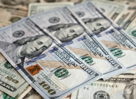 ABD Hazinesi, 2026'nın üçüncü çeyrek borçlanma tahminini artırdıABD Hazine Bakanlığı, bu yılın üçüncü çeyreğine ilişkin borçlanma tahminini 68 milyar dolar artırarak 739 milyar dolara çıkardı.