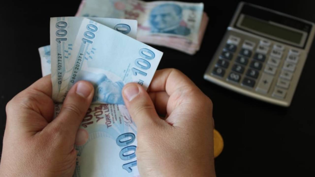 Acemi 100 bin deneyimli 160 bin lira kazanıyor: Yana yakıla işçi arıyorlar