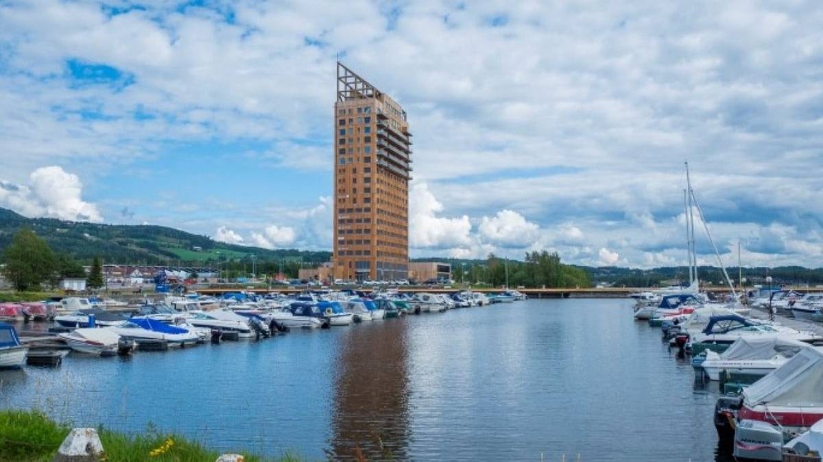 Tamamı ahşaptan 18 katlı bina yaptılar: Beton ve çelik kullanmadan 85 metre yükselttiler
