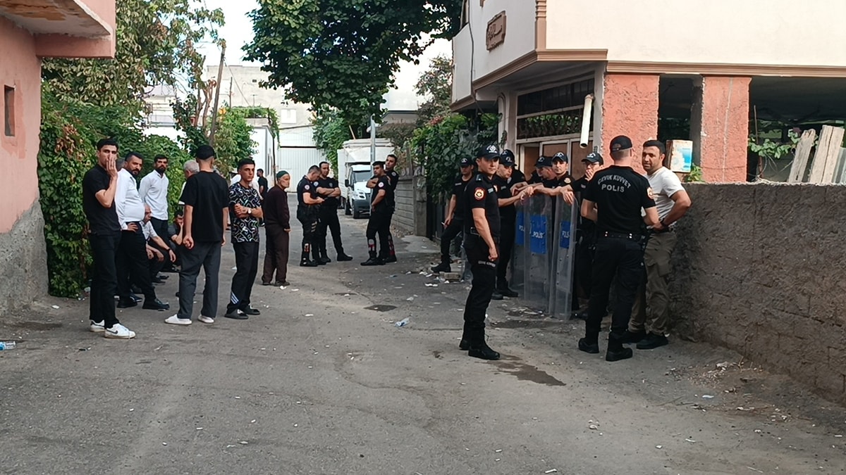 Batman’da korkunç olay: Annesini öldürüp çöp konteynerine attı