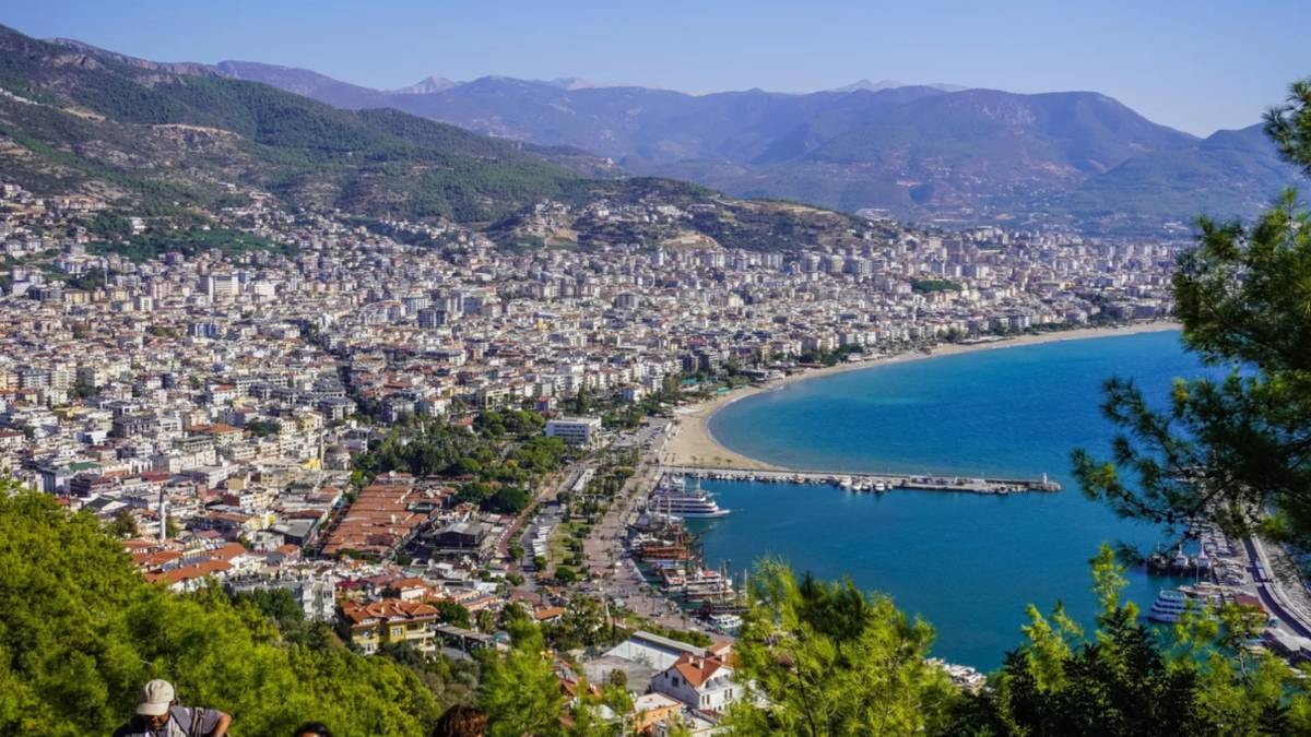 Onlara bile pahalı geldi: Turistler Türkiye'ye sırtını dönüyor
