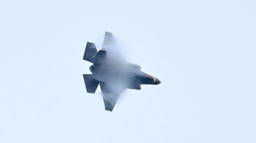 Radara yakalanmayan F-22 ve F-35'leri tuş edecek teknoloji icat edildi