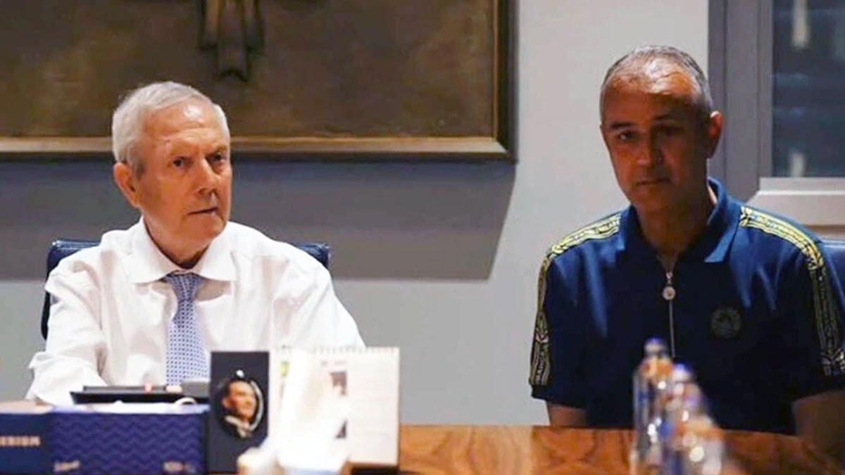 Fenerbahçe'de 8 ismin bileti kesildi: Yönetimden büyük operasyon