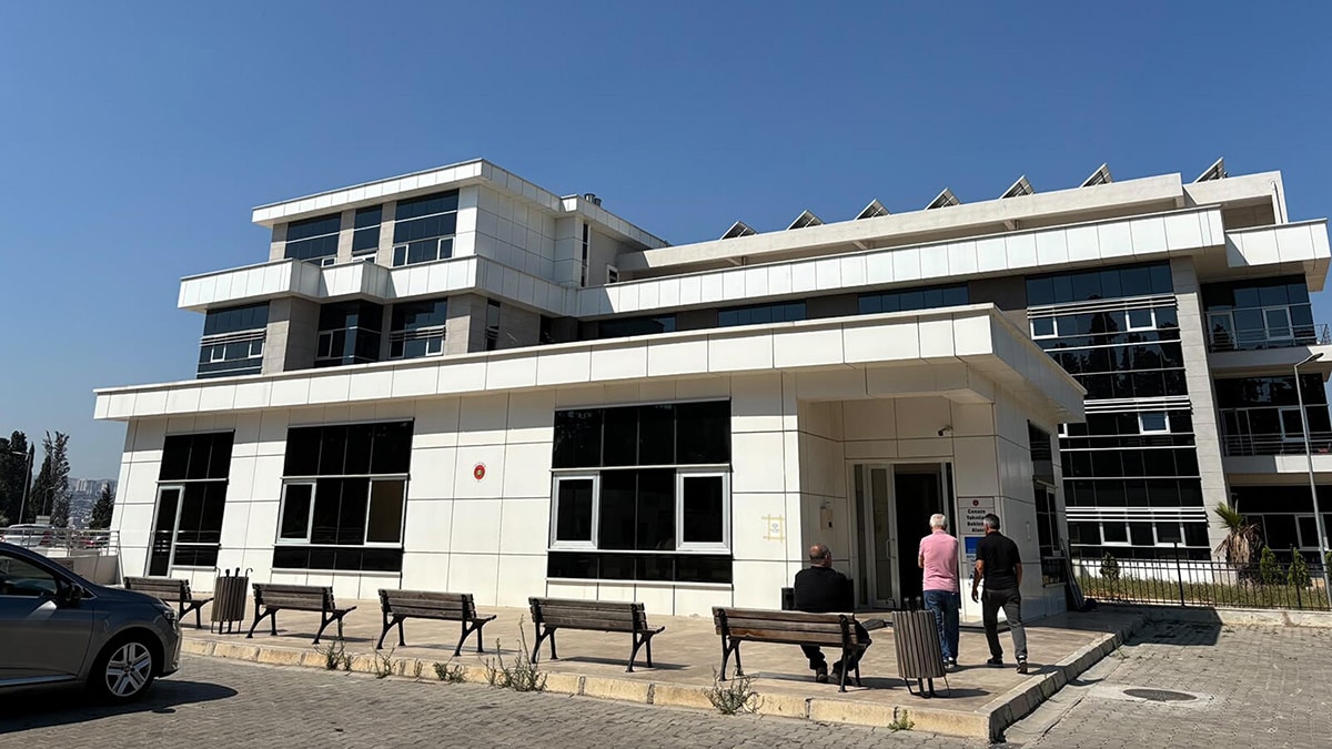 Uyuşturucu bağımlısı oğlunu öldüren baba tutuklandı