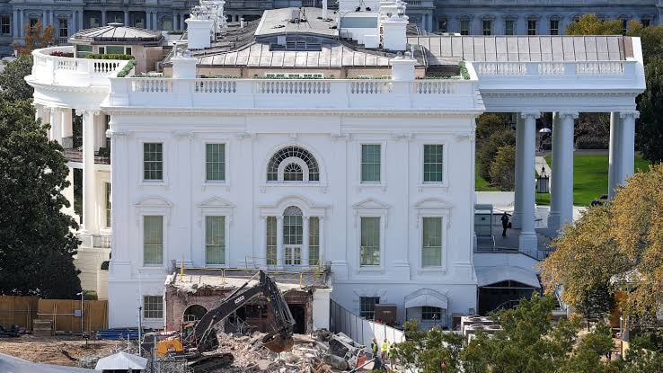 Trump Beyaz Saray'ın altına 600 milyon dolarlık gizli askeri üs inşa ediyor