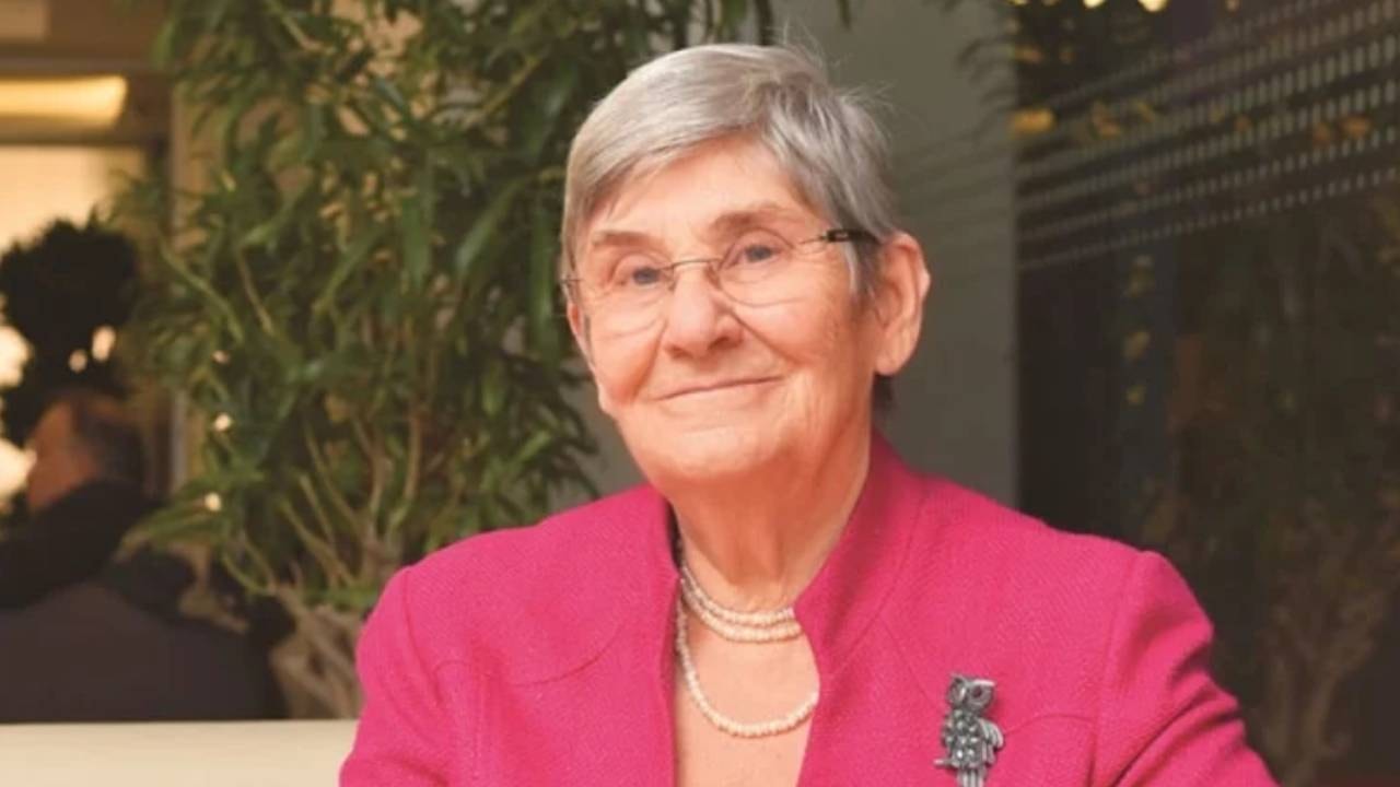 Canan Karatay itiraf etti: Herkesin sevdiği yemek erkekleri çok kötü etkiliyor