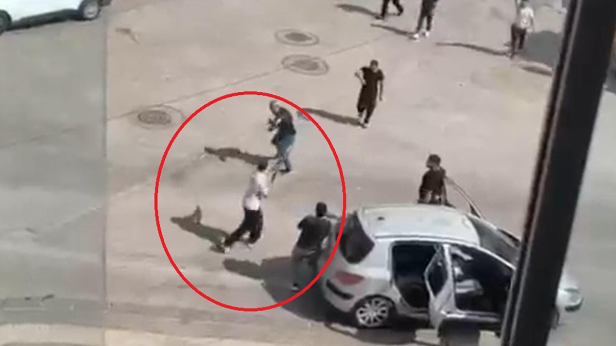 Cenaze yemeği sonrası dehşet: Kalabalığın üzerine pompalı tüfekle ateş açtı