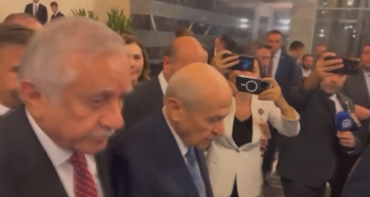 'Çerçeve yasa' Meclis'te kabul edildi! Bahçeli'den 'hayırlı olsun' yorumu geldi...