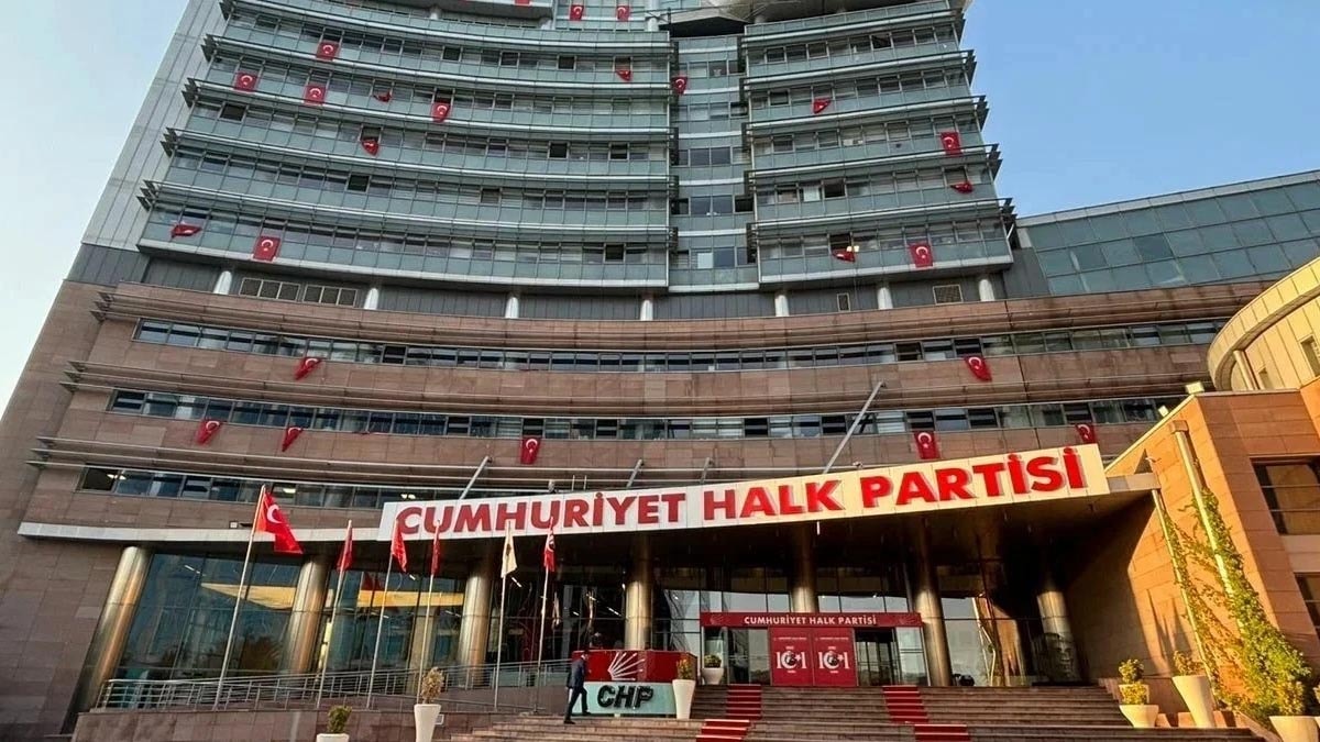 Bir tutuklu belediye başkanı daha CHP'den istifa etti