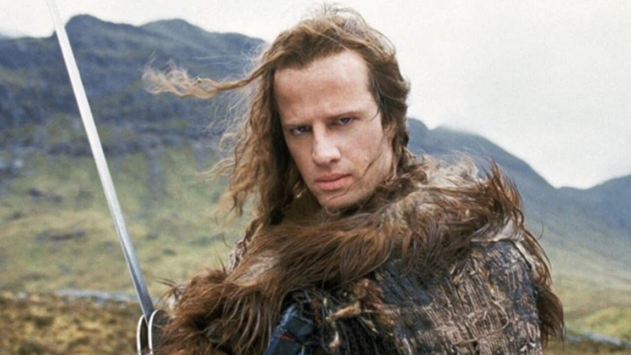 Christopher Lambert etkinlikte fenalaştı! Hayranlarının gözü önünde yere yığıldı