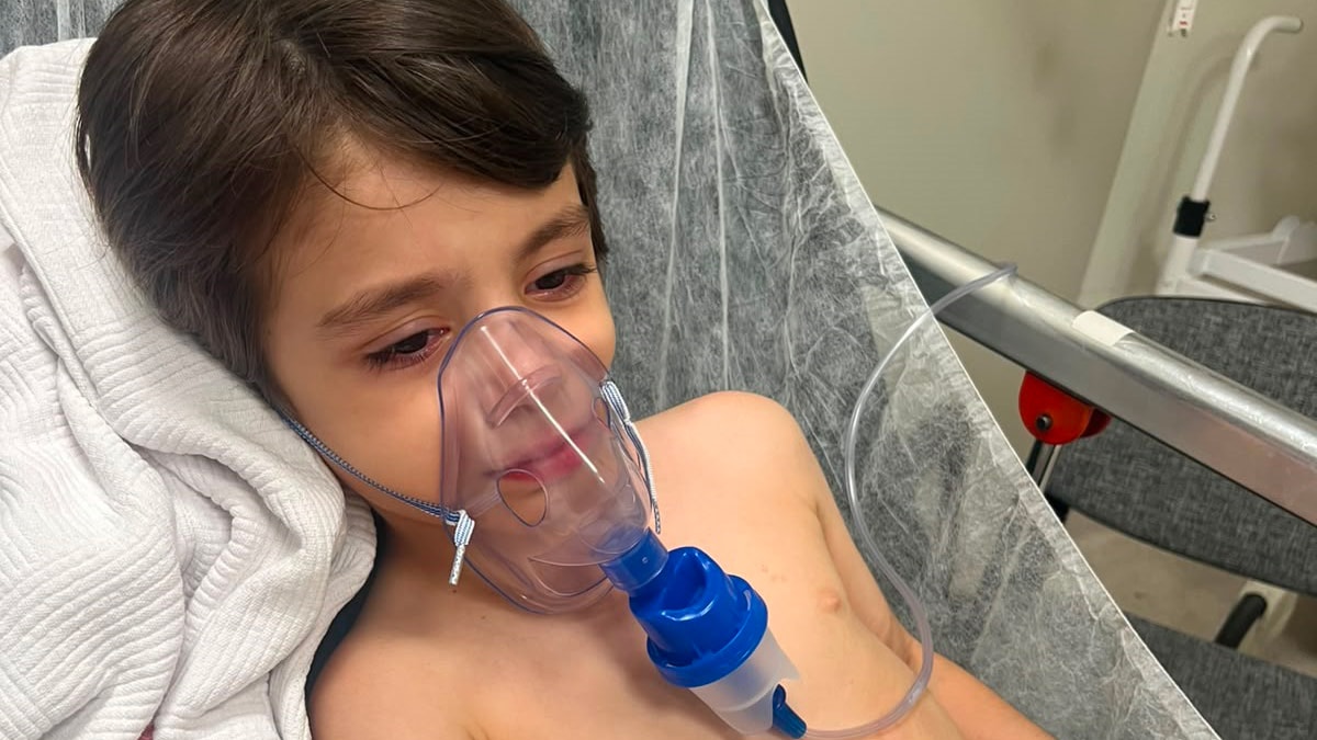 Tüfekle vurulan 5 yaşındaki Karan'dan 16 gün sonra sevindiren haber