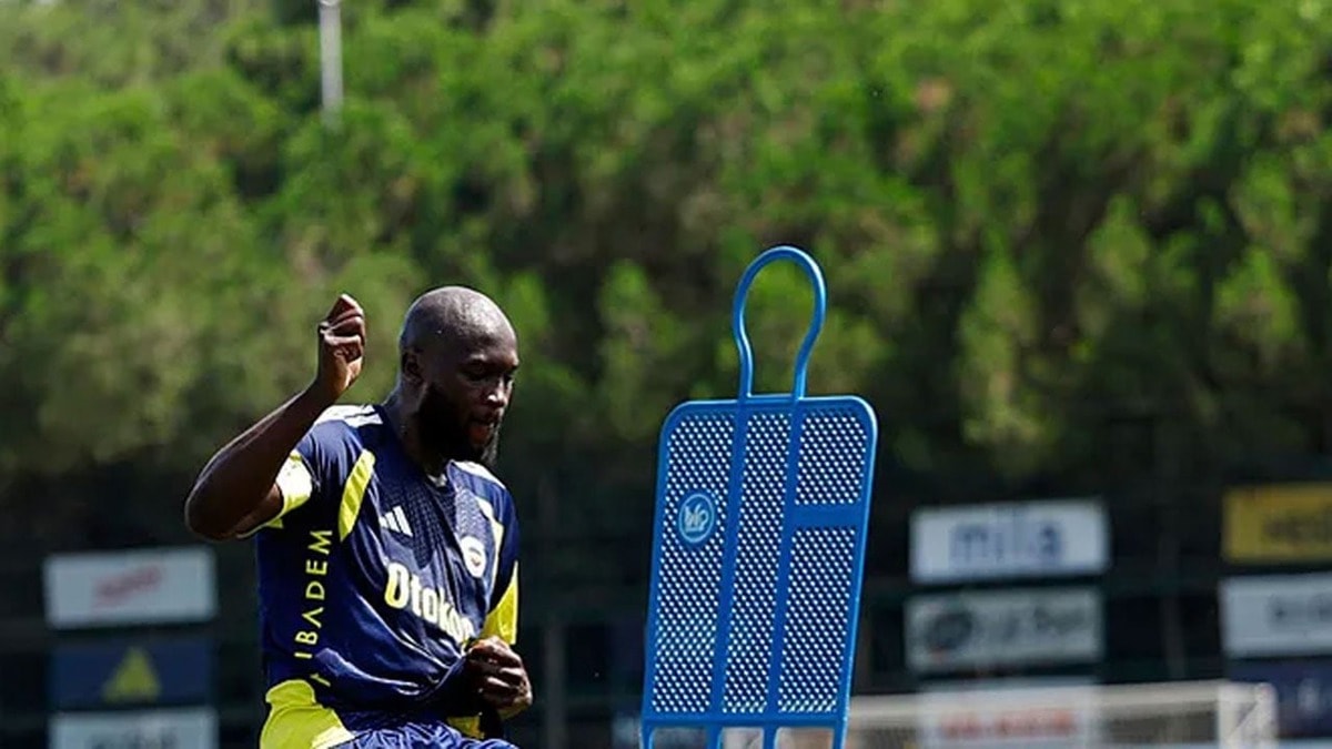 Fenerbahçe, Lukaku'yu Şampiyonlar Ligi'ne ekledi