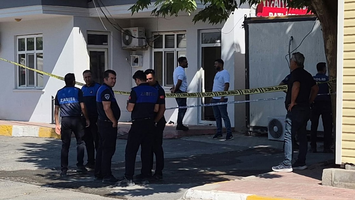 Belediye çalışanları birbirini kurşunladı: 3 yaralı
