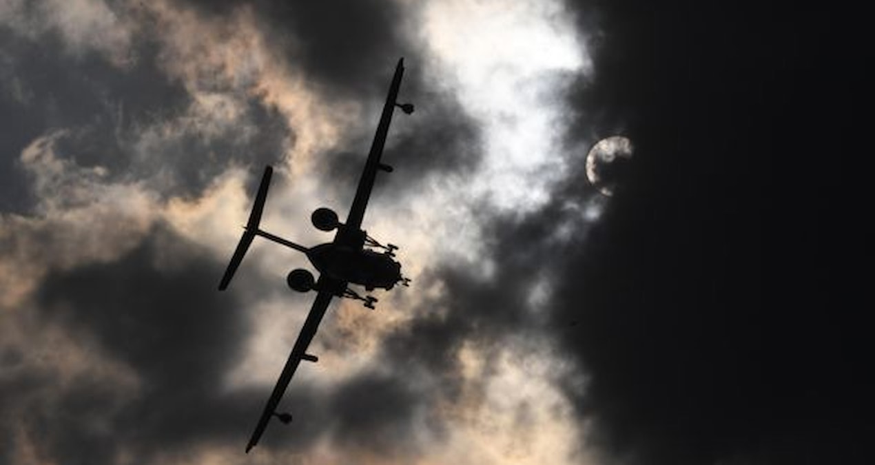 Montreal Havalimanı'nda feci kaza: Yer hizmetleri görevlisi uçağın altında kaldı