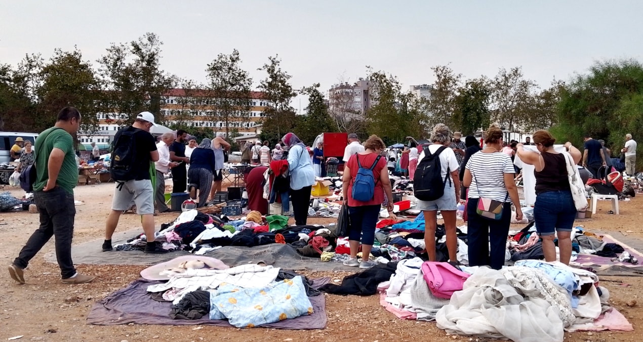 Antalya'da ikinci el eşya pazarı büyüyor: Her şey ucuza satılıyor