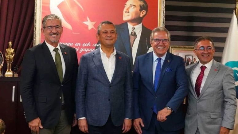 Yeni Partili belediye başkanı trafik kazası geçirdi