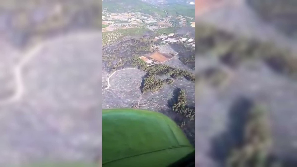 Seydikemer'den Kaş'ya sıçrayan yangın kontrol altına alındı