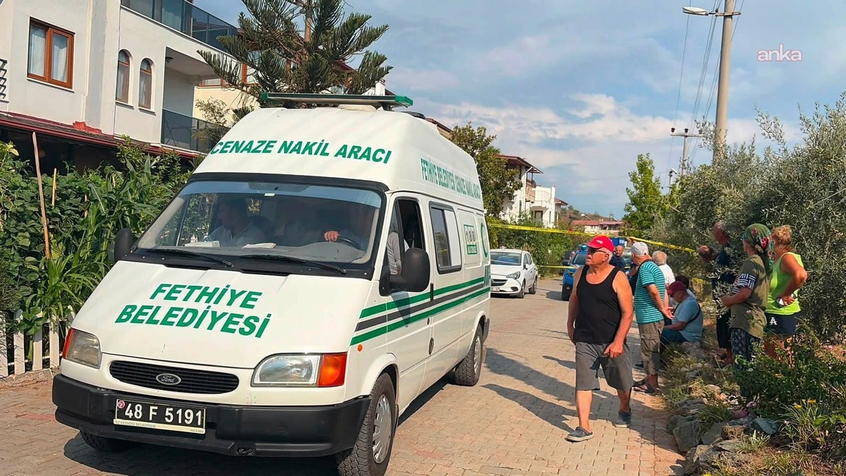 Fethiye'de aile faciası! Annesini öldürdüğü silahla intihar etti