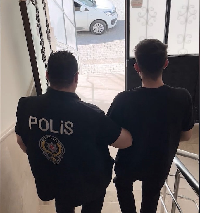 Sivas'ta yasa dışı bahis operasyonu: 2 tutuklama