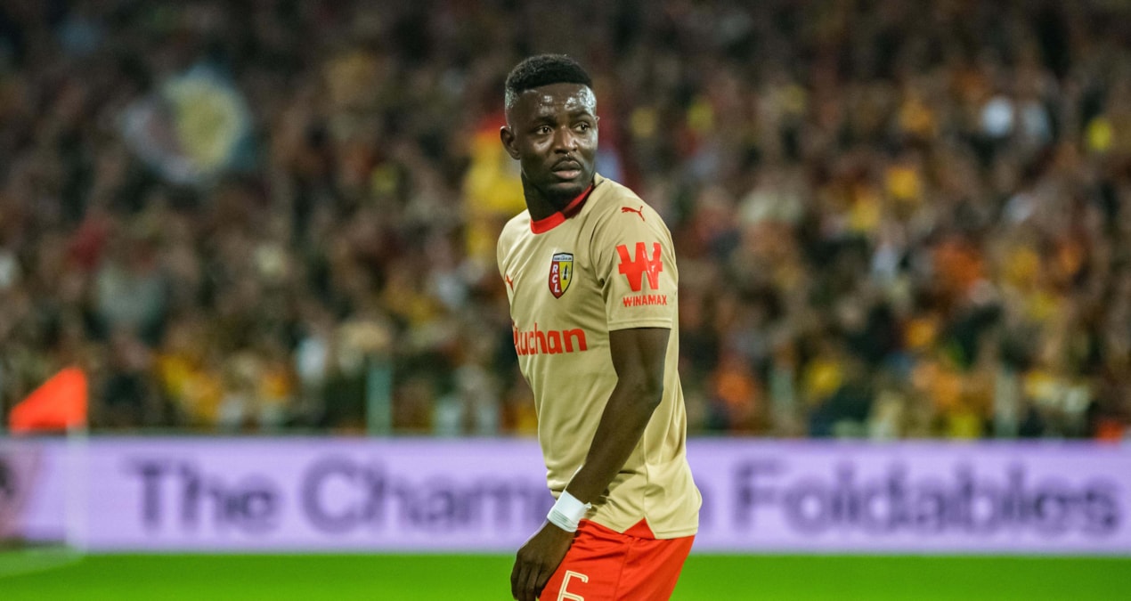 Galatasaray’a sürpriz orta saha