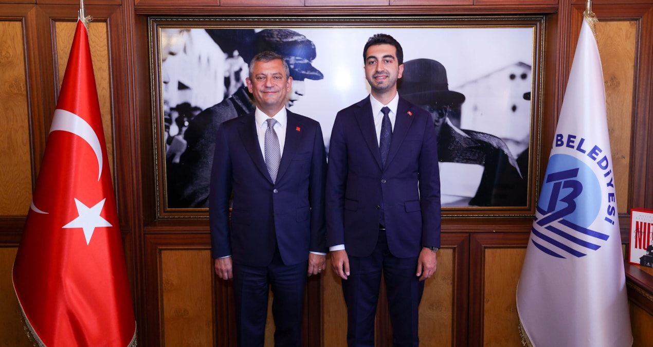 Özgür Özel: "Tuzla Belediye Başkanı beni arayıp ağladı"