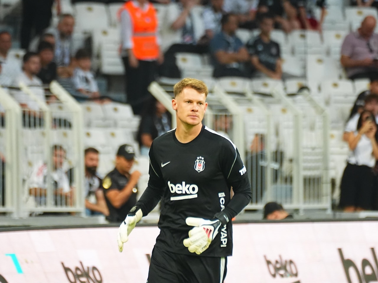Alexander Nübel, Beşiktaş’taki 1 numara sorununu bitirdi, taraftarın yüreğine su serpti! Üstün Alman teknolojisi 