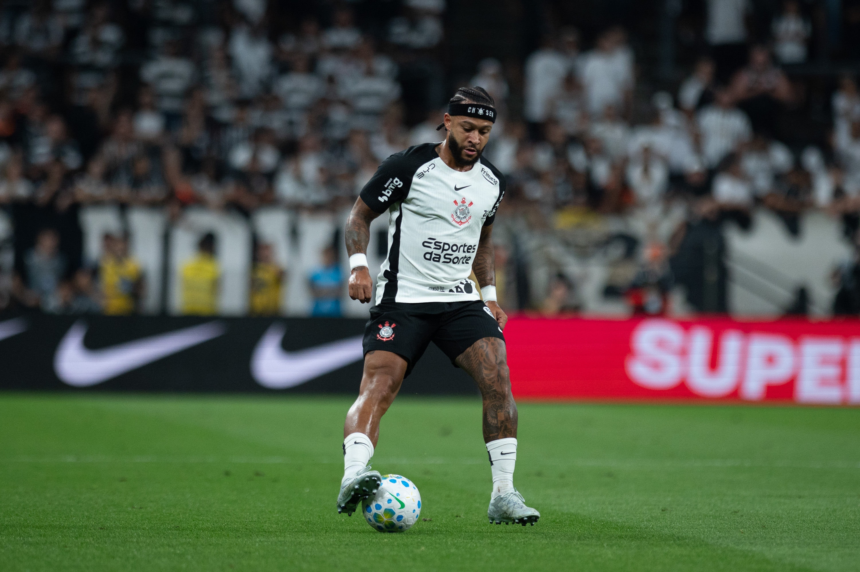 Yıldız futbolcunun imza için istekleri 'yok artık' dedirtti
