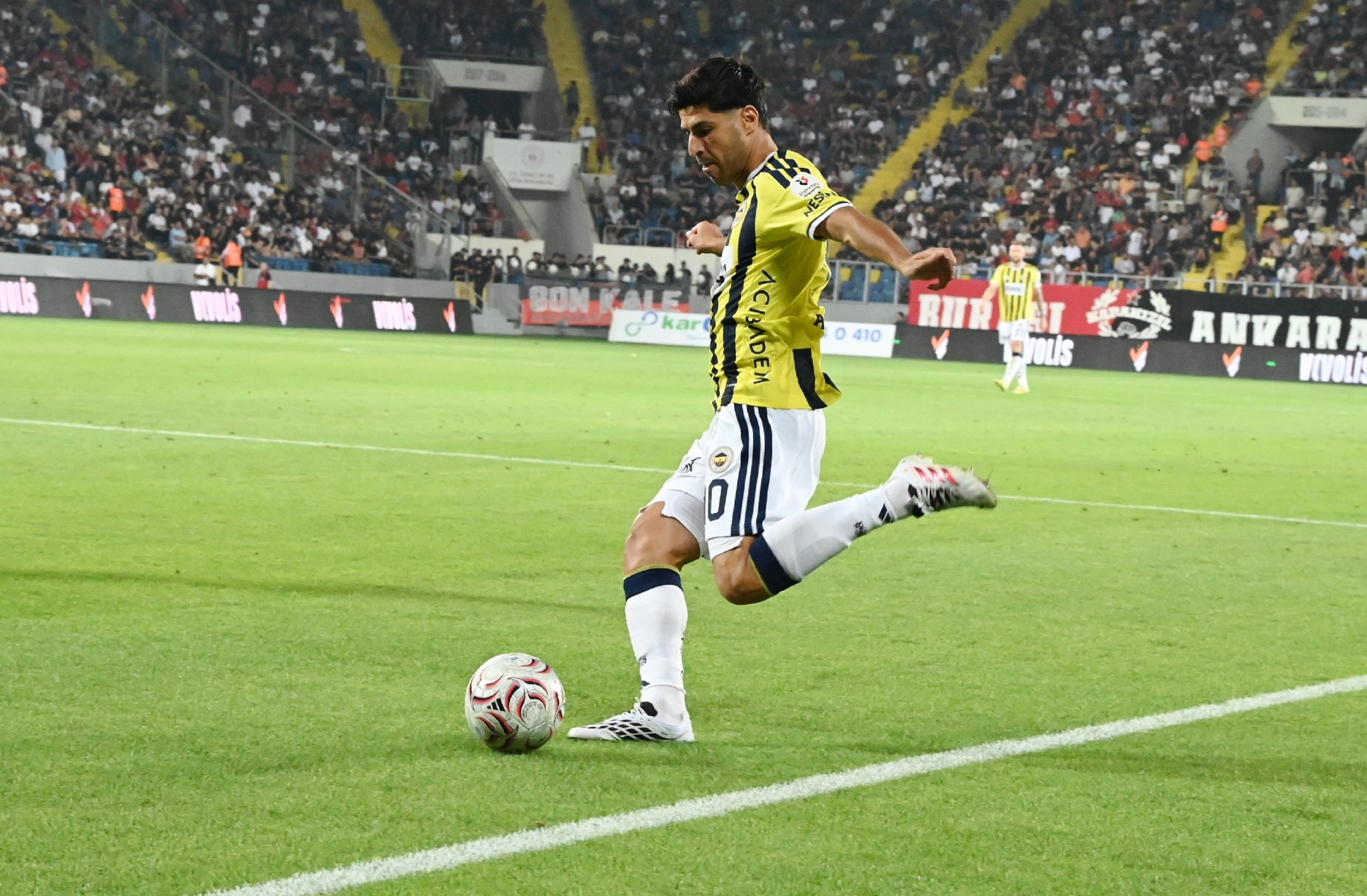 Asensio'dan imalı paylaşım: 'İmkansız gibi hissettirdiğinde...'